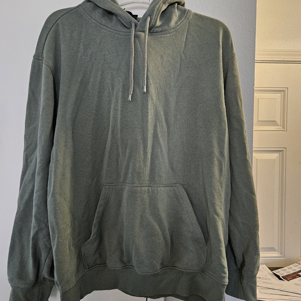 Hooded Sweatshirt green/blue in great condition